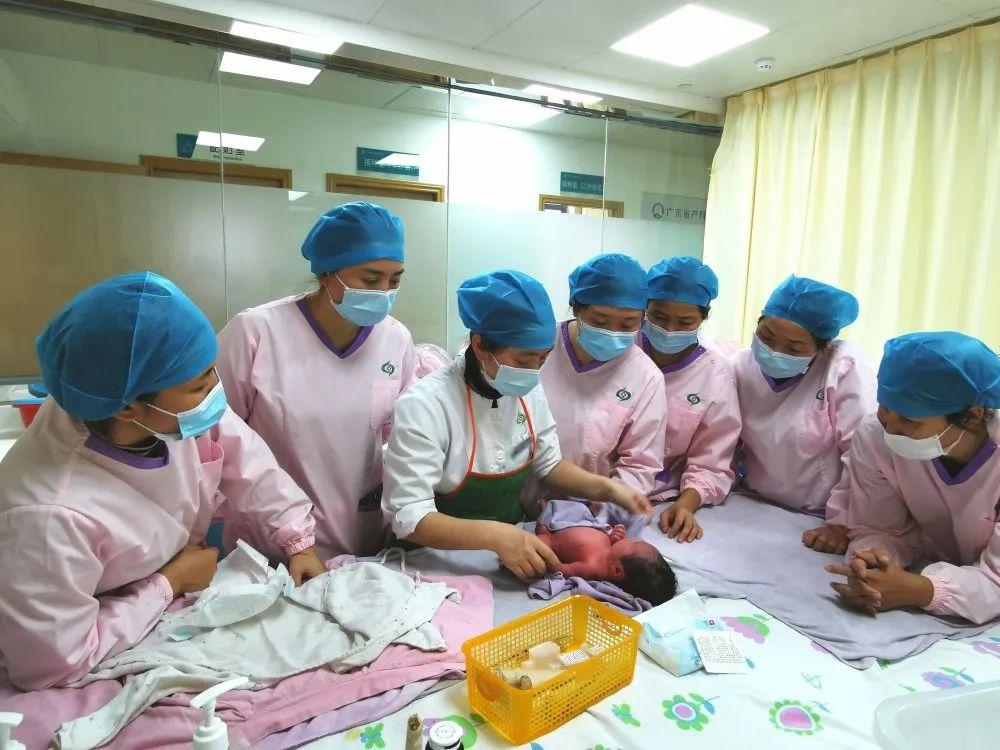 介休市妇婴监护型护送